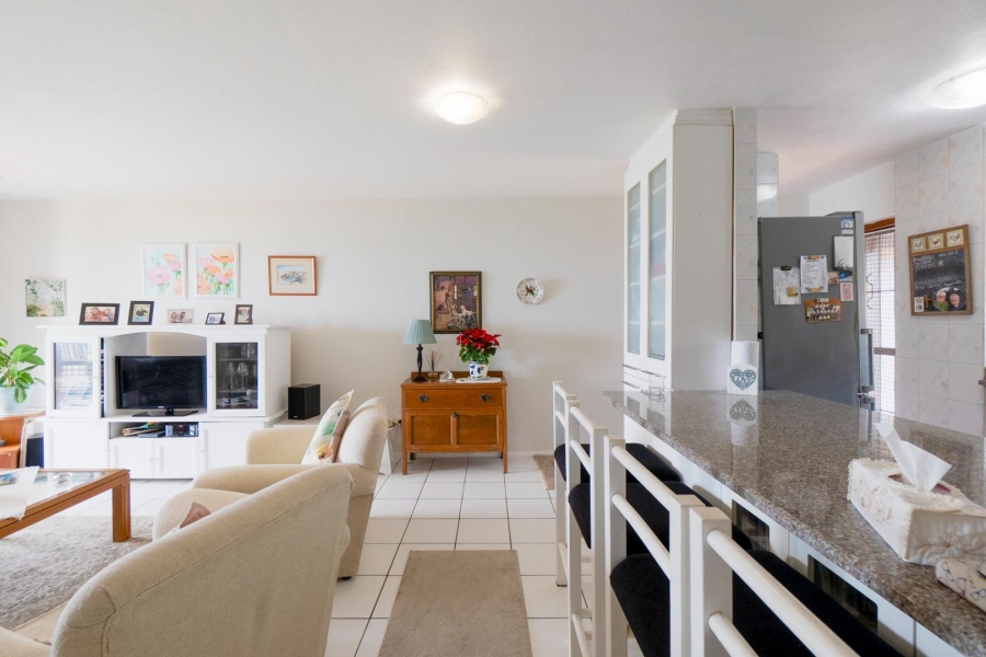 2 Bedroom Property for Sale in Amanzimtoti KwaZulu-Natal