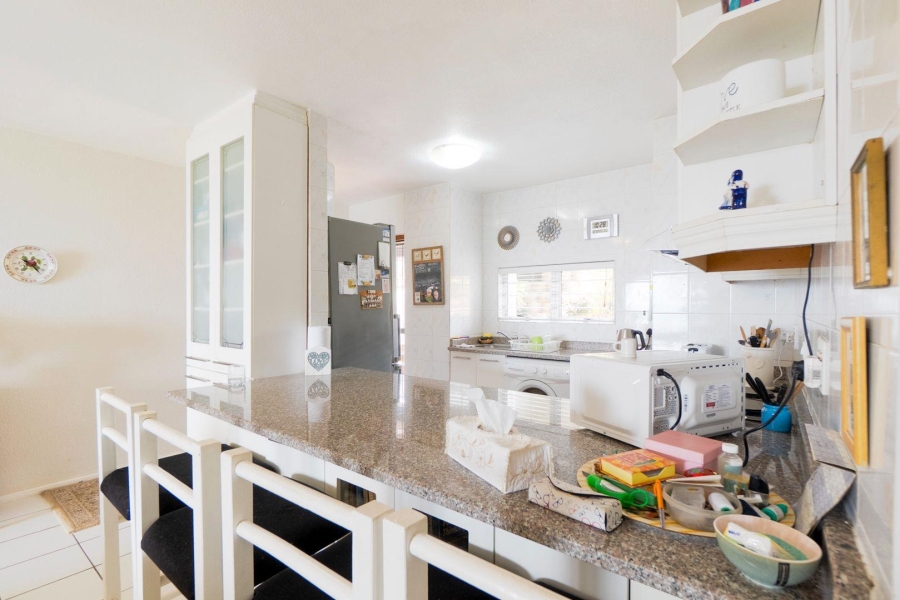 2 Bedroom Property for Sale in Amanzimtoti KwaZulu-Natal