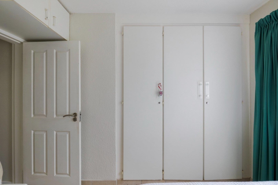 2 Bedroom Property for Sale in Amanzimtoti KwaZulu-Natal