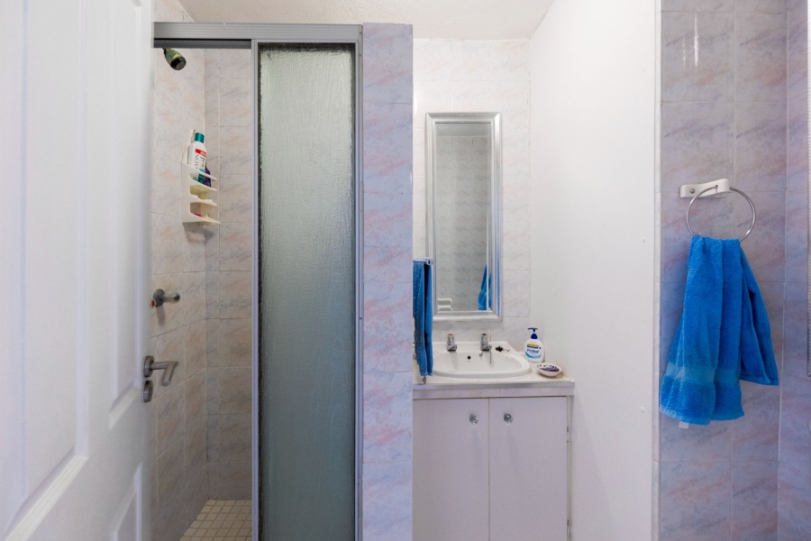 2 Bedroom Property for Sale in Amanzimtoti KwaZulu-Natal