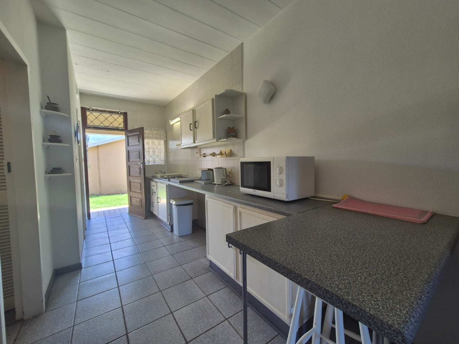 1 Bedroom Property for Sale in Amanzimtoti KwaZulu-Natal