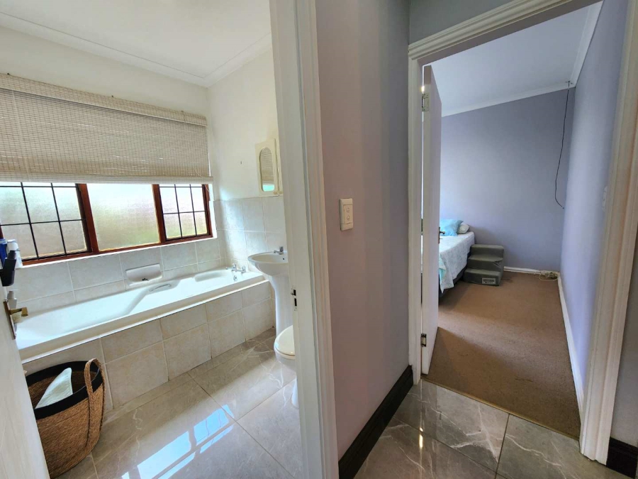 3 Bedroom Property for Sale in Hilldene KwaZulu-Natal