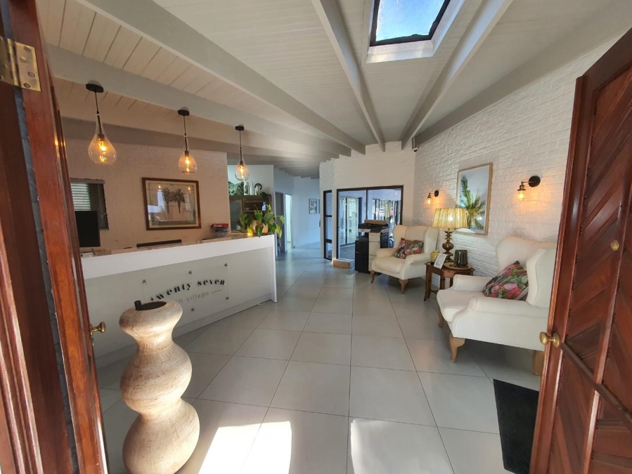 To Let commercial Property for Rent in Kloof KwaZulu-Natal