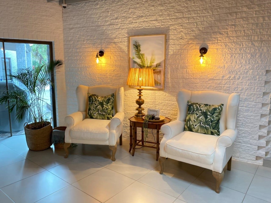 To Let commercial Property for Rent in Kloof KwaZulu-Natal