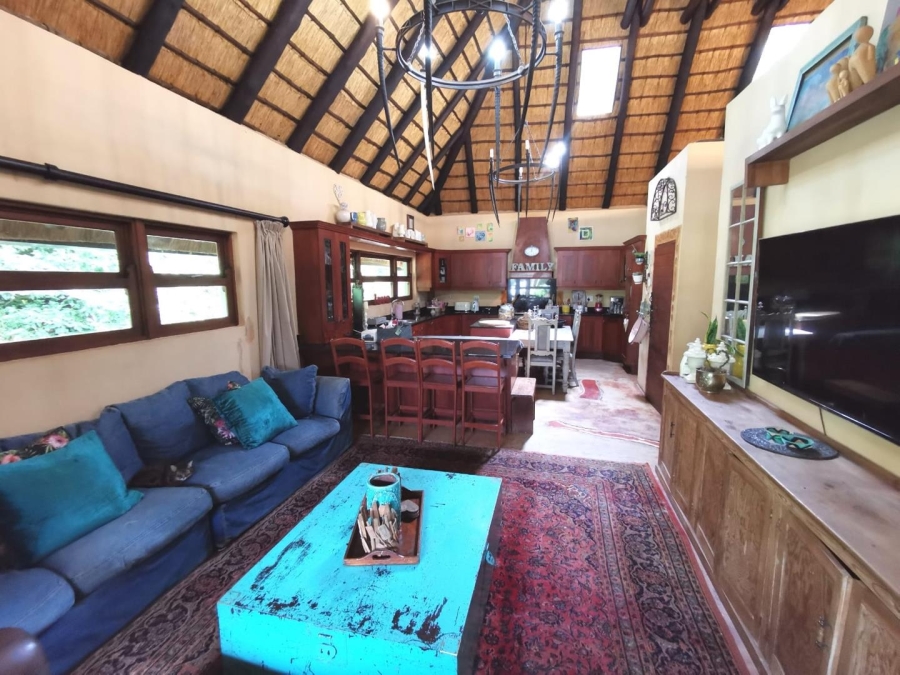 3 Bedroom Property for Sale in Kloof KwaZulu-Natal