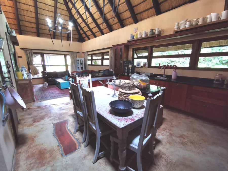 3 Bedroom Property for Sale in Kloof KwaZulu-Natal