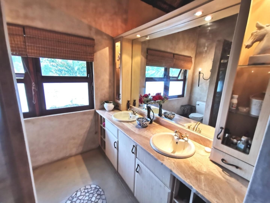 3 Bedroom Property for Sale in Kloof KwaZulu-Natal