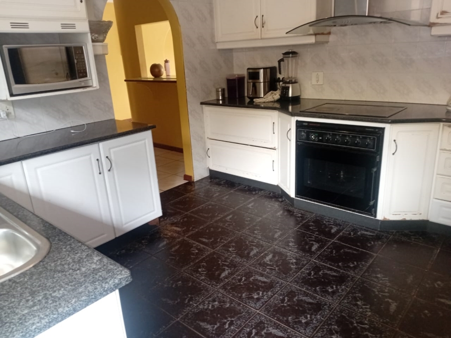 3 Bedroom Property for Sale in Glen Hills KwaZulu-Natal