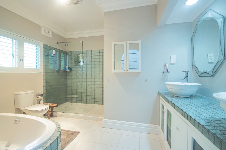 5 Bedroom Property for Sale in Everton KwaZulu-Natal