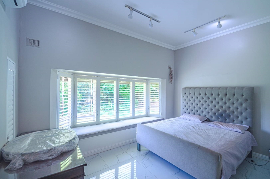 5 Bedroom Property for Sale in Everton KwaZulu-Natal