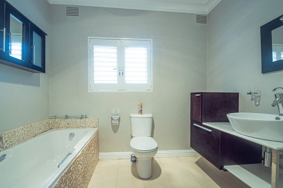 5 Bedroom Property for Sale in Everton KwaZulu-Natal