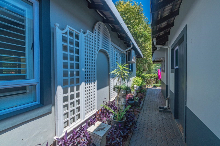 5 Bedroom Property for Sale in Everton KwaZulu-Natal