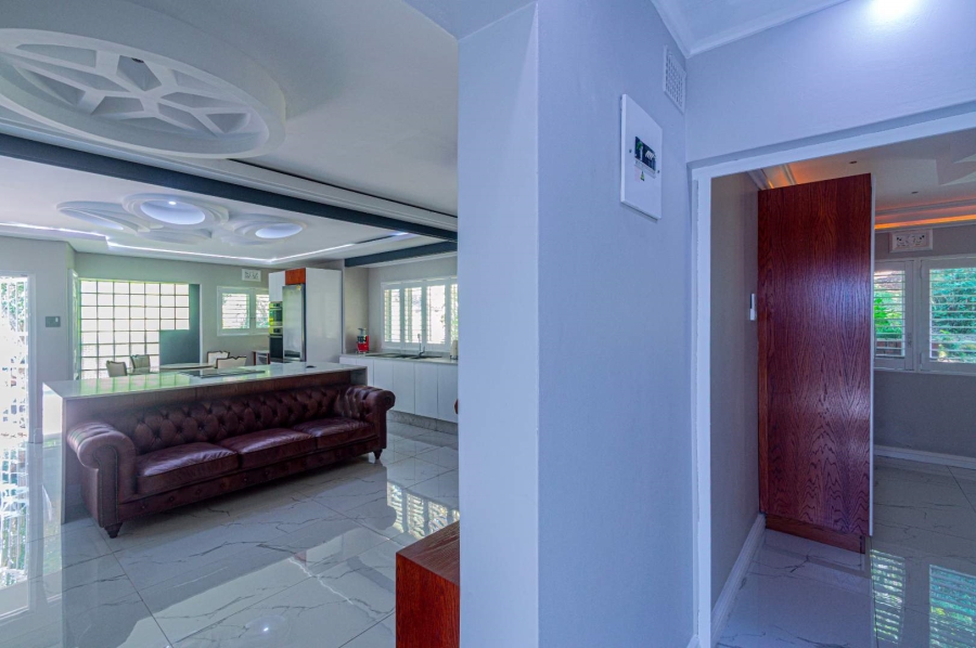 5 Bedroom Property for Sale in Everton KwaZulu-Natal