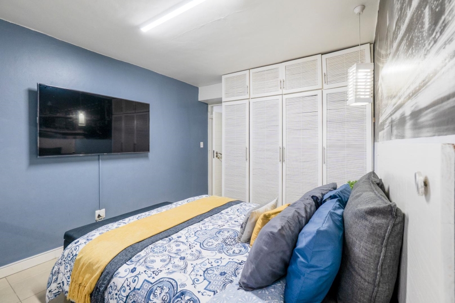 2 Bedroom Property for Sale in Amanzimtoti KwaZulu-Natal