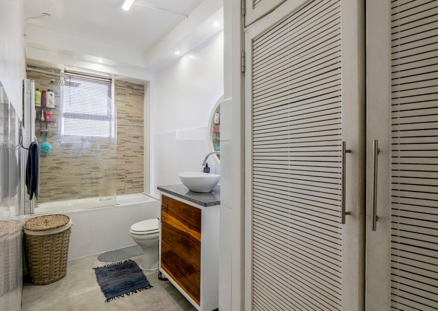 2 Bedroom Property for Sale in Amanzimtoti KwaZulu-Natal