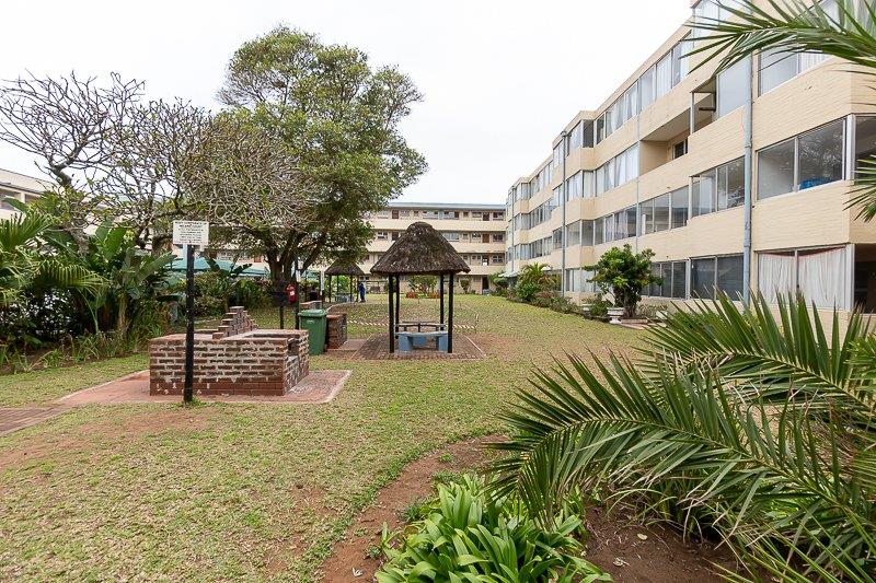 2 Bedroom Property for Sale in Amanzimtoti KwaZulu-Natal
