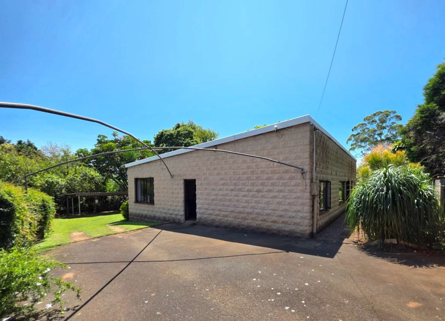 4 Bedroom Property for Sale in Waterfall KwaZulu-Natal