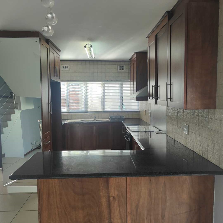 4 Bedroom Property for Sale in Umhlanga KwaZulu-Natal