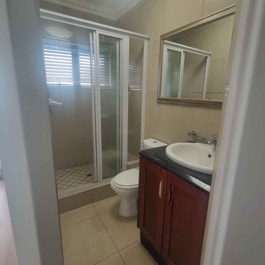 4 Bedroom Property for Sale in Umhlanga KwaZulu-Natal