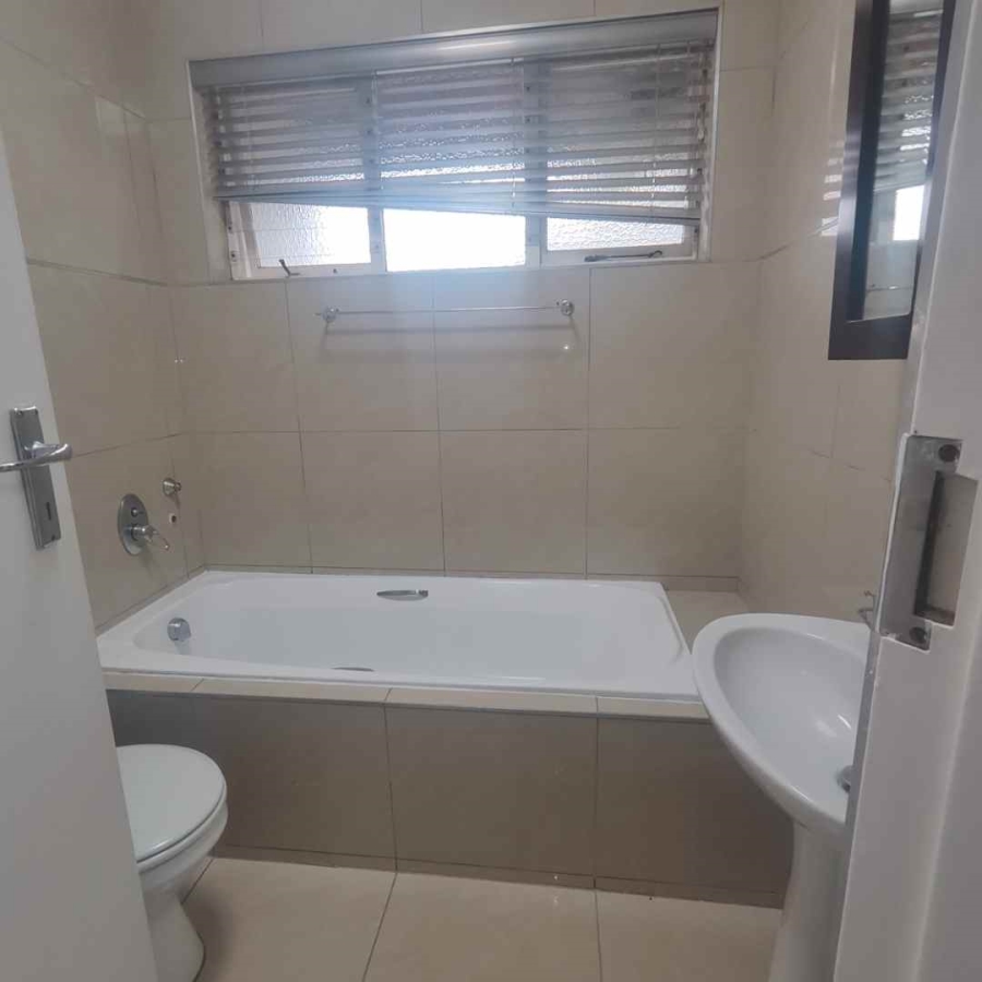 4 Bedroom Property for Sale in Umhlanga KwaZulu-Natal