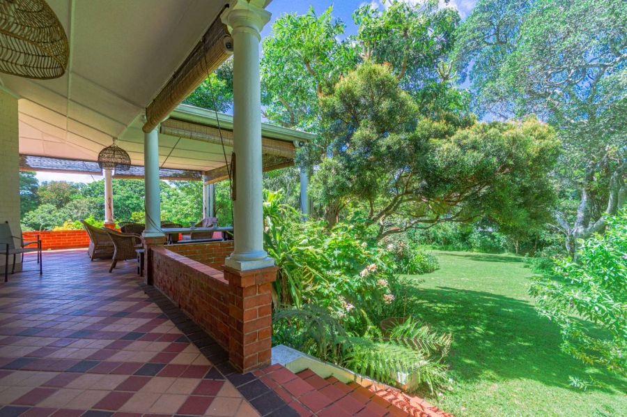 6 Bedroom Property for Sale in Kloof KwaZulu-Natal