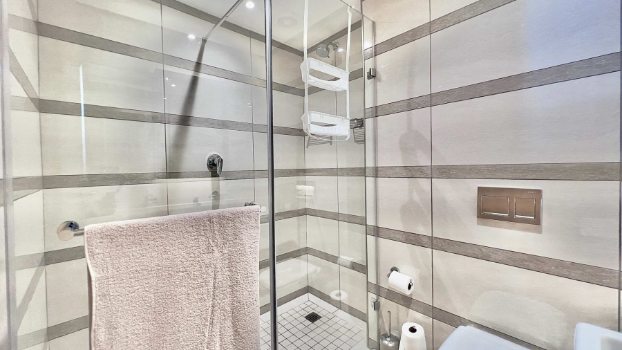 2 Bedroom Property for Sale in Umhlanga KwaZulu-Natal