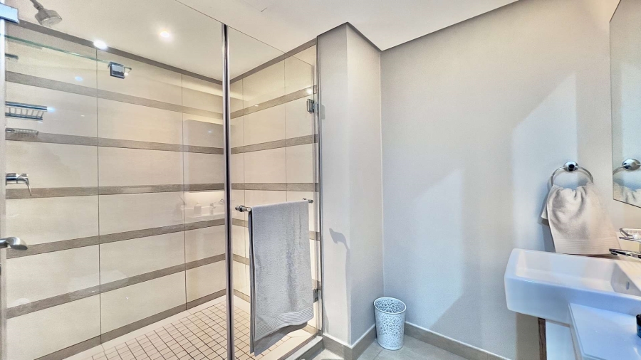 2 Bedroom Property for Sale in Umhlanga KwaZulu-Natal