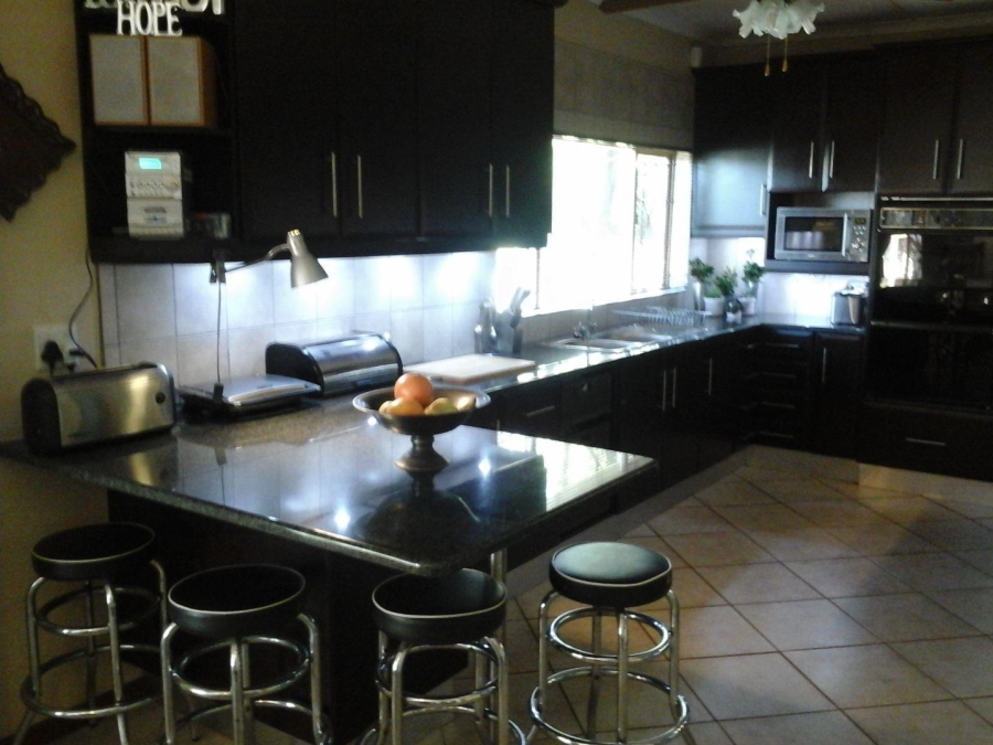 4 Bedroom Property for Sale in Inyala Park KwaZulu-Natal