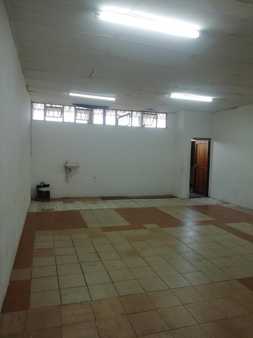 To Let commercial Property for Rent in Phoenix KwaZulu-Natal
