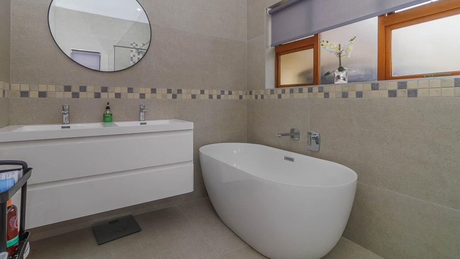 3 Bedroom Property for Sale in Hilldene KwaZulu-Natal