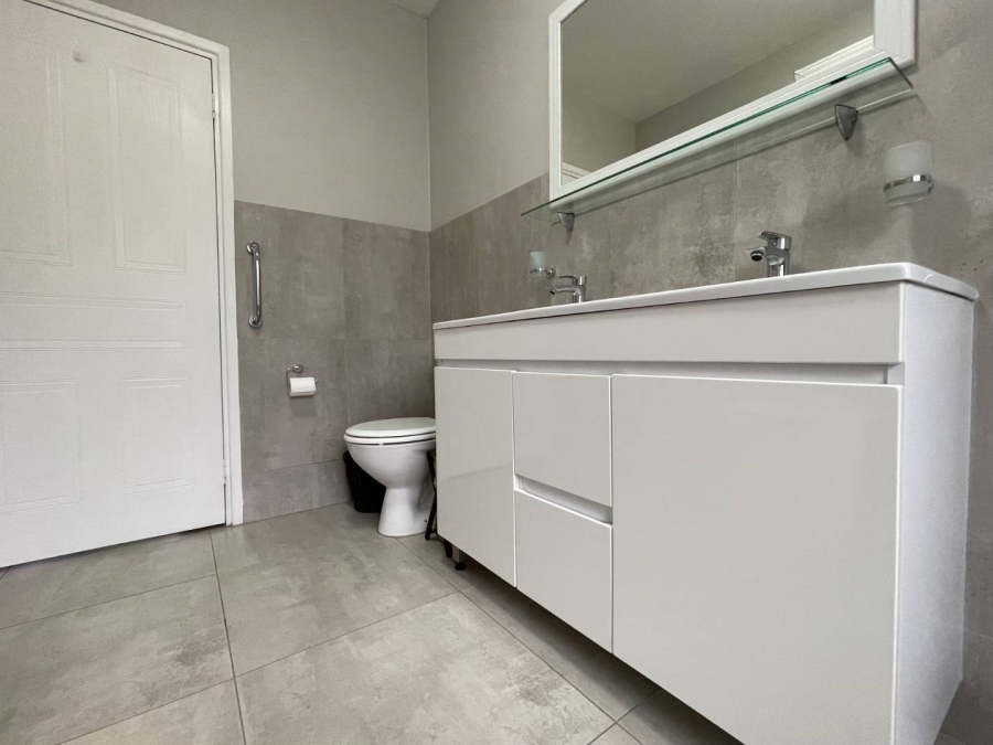 3 Bedroom Property for Sale in Wakenshaw Estate KwaZulu-Natal