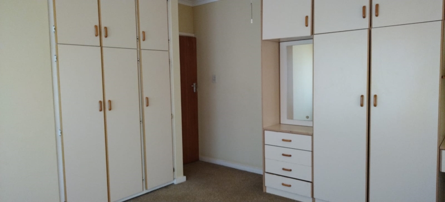 To Let 4 Bedroom Property for Rent in Tongaat KwaZulu-Natal