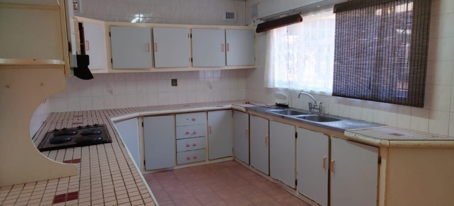 To Let 4 Bedroom Property for Rent in Tongaat KwaZulu-Natal