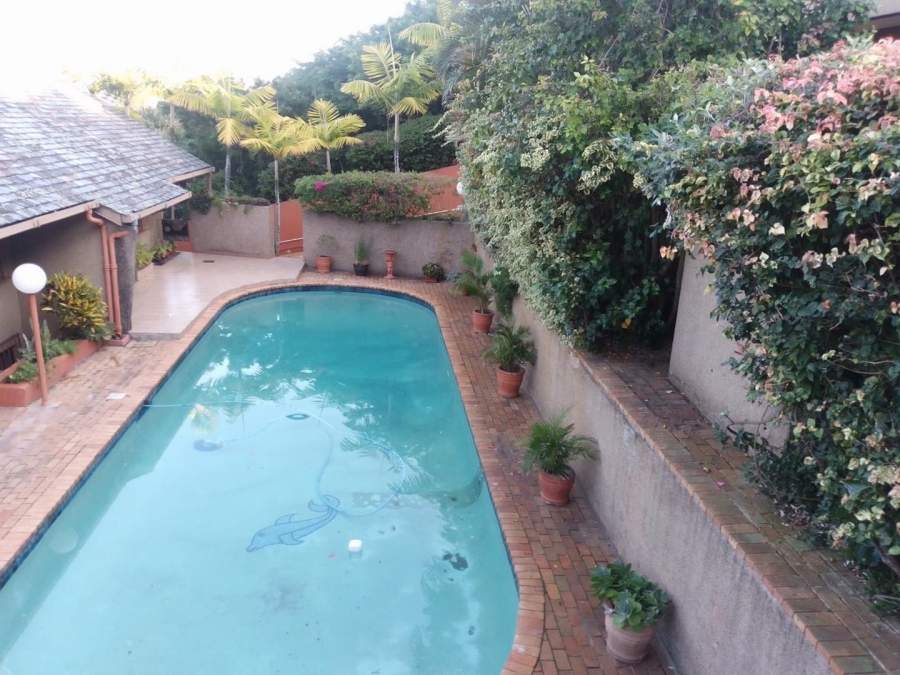 To Let 5 Bedroom Property for Rent in La Mercy KwaZulu-Natal