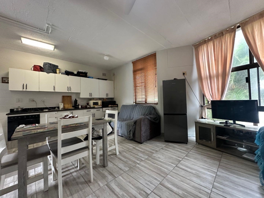 To Let 2 Bedroom Property for Rent in Compensation Beach KwaZulu-Natal