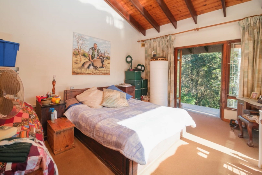 5 Bedroom Property for Sale in Waterfall KwaZulu-Natal