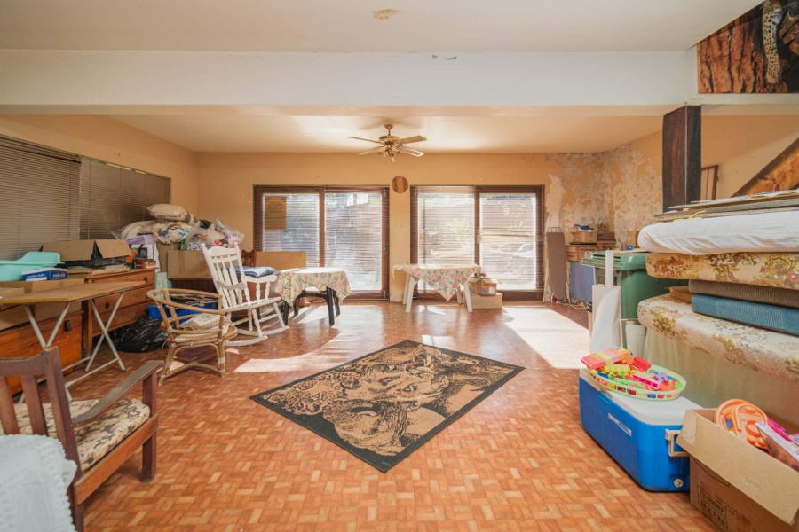 5 Bedroom Property for Sale in Waterfall KwaZulu-Natal