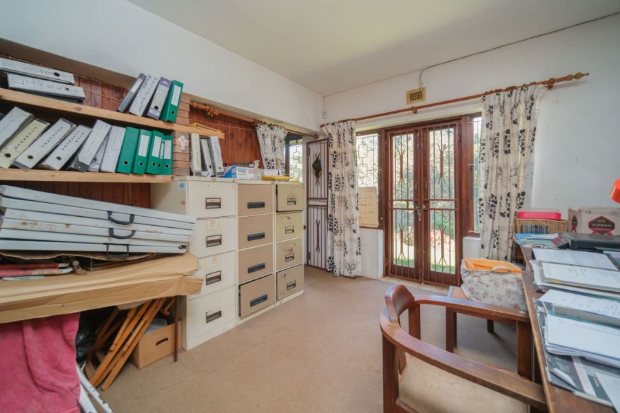 5 Bedroom Property for Sale in Waterfall KwaZulu-Natal