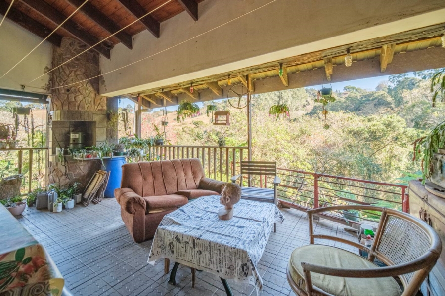 5 Bedroom Property for Sale in Waterfall KwaZulu-Natal