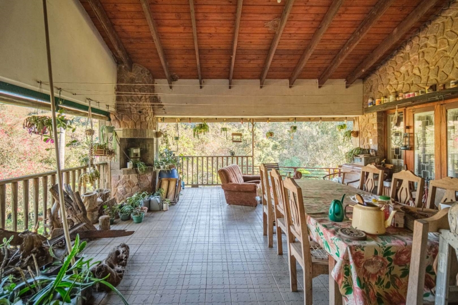 5 Bedroom Property for Sale in Waterfall KwaZulu-Natal