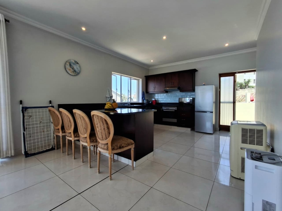 2 Bedroom Property for Sale in La Mercy KwaZulu-Natal