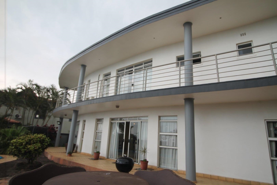 5 Bedroom Property for Sale in La Mercy KwaZulu-Natal