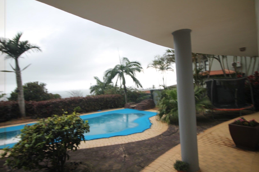 5 Bedroom Property for Sale in La Mercy KwaZulu-Natal
