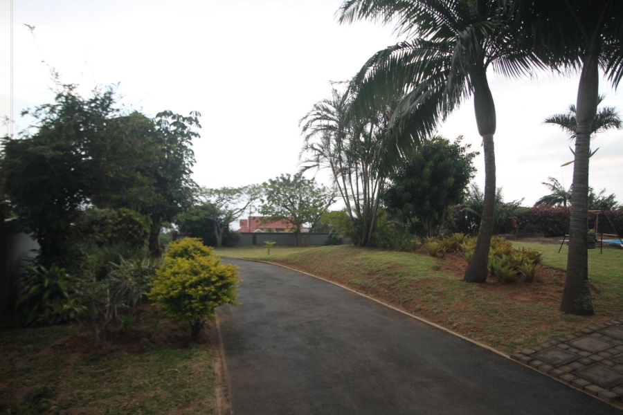 5 Bedroom Property for Sale in La Mercy KwaZulu-Natal