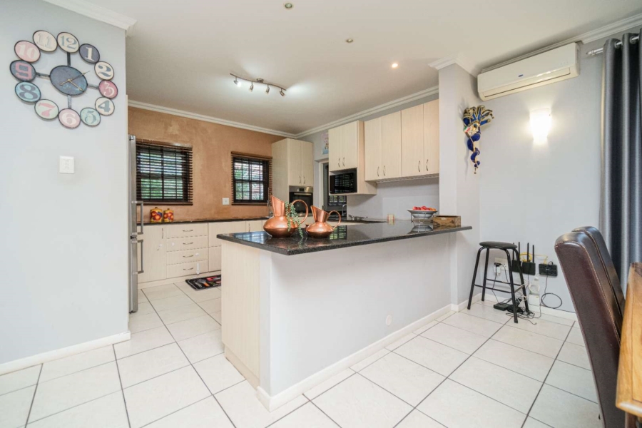 4 Bedroom Property for Sale in Seaward Estate KwaZulu-Natal