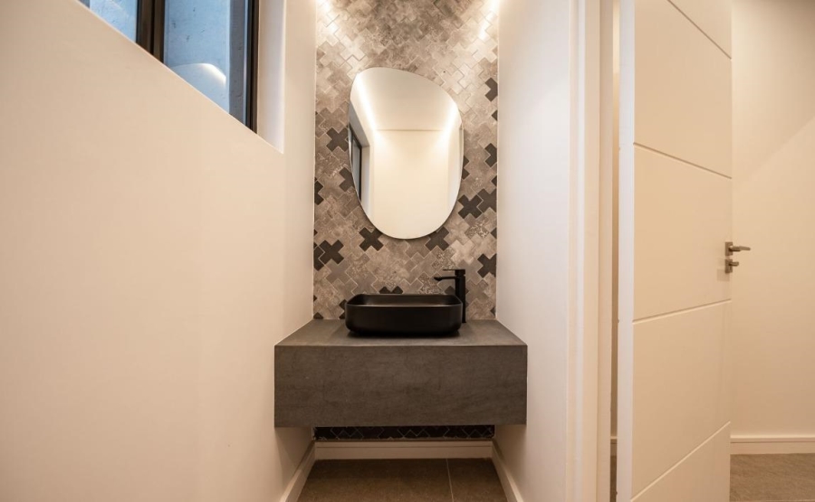 4 Bedroom Property for Sale in Sheffield Beach KwaZulu-Natal