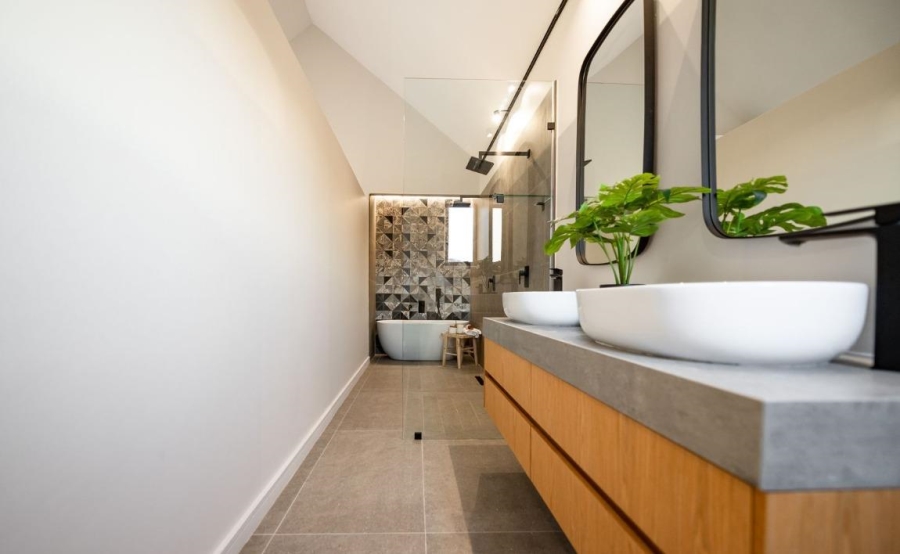 4 Bedroom Property for Sale in Sheffield Beach KwaZulu-Natal