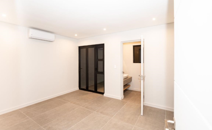 4 Bedroom Property for Sale in Sheffield Beach KwaZulu-Natal