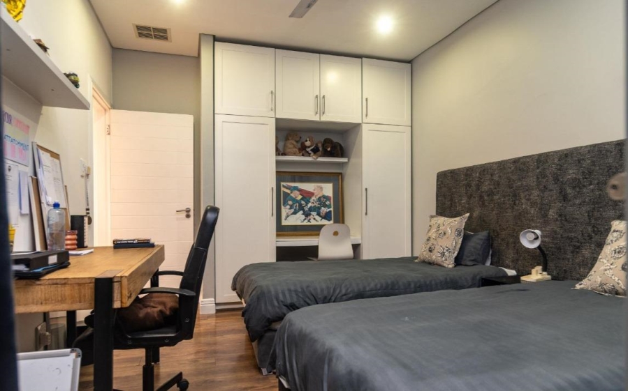 5 Bedroom Property for Sale in Simbithi Eco Estate KwaZulu-Natal