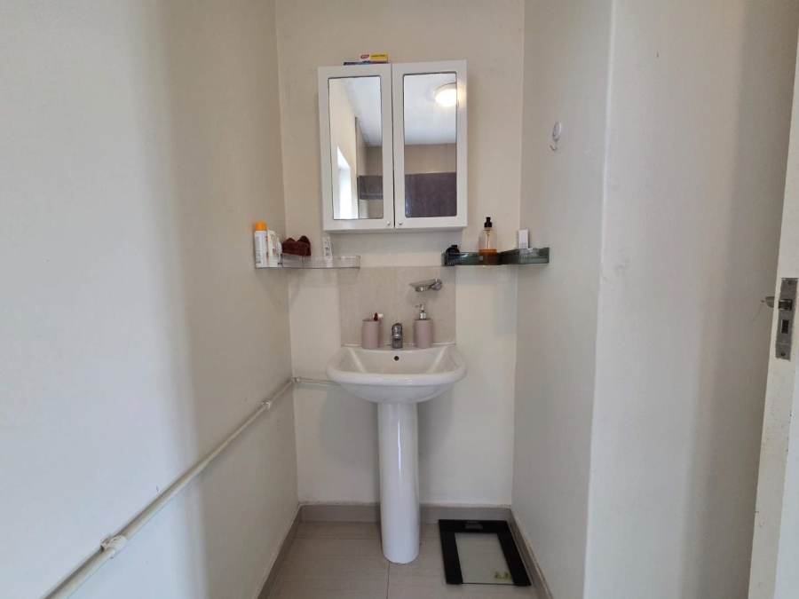 To Let 3 Bedroom Property for Rent in Sheffield Beach KwaZulu-Natal